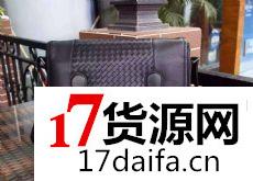 BV原单男包2017新款意大利牛皮男士手提斜跨商务包 BV原单男包2017新款意大利牛皮男士手提斜跨商务包