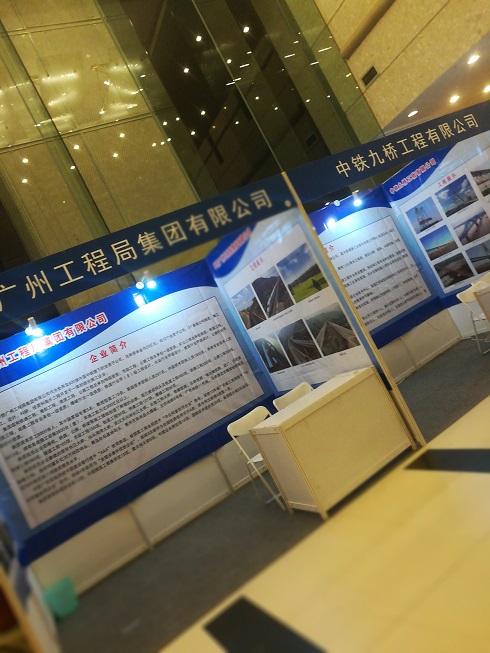 昆明标摊展台设计八棱柱标摊搭建 昆明标摊展台设计八棱柱标摊搭建