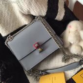 广州高品质芬迪女包批发市场怎么拿货价格一般多少钱 广州高品质芬迪女包批发市场怎么拿货价格一般多少钱