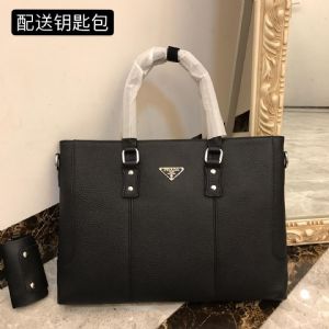 广州高档包包工厂直销潮牌手提包男包钱包腰带诚招代理全球一件代 广州高档包包工厂直销潮牌手提包男包钱包腰带诚招代理全球一件代
