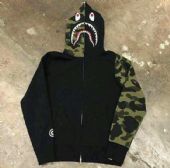 高档BAPE衣服哪里买,我想买一件猿人头价格多少钱? 高档BAPE衣服哪里买,我想买一件猿人头价格多少钱?