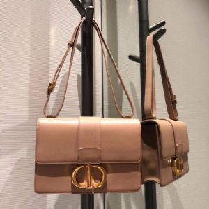 著偧品包包货源工厂直批原版真皮男女包一手货源一件代发 著偧品包包货源工厂直批原版真皮男女包一手货源一件代发