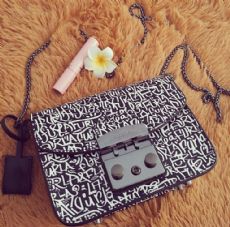 �ߵ�*��Ʒ�����ư�����������Ʒ��������ֱ������ȫ������