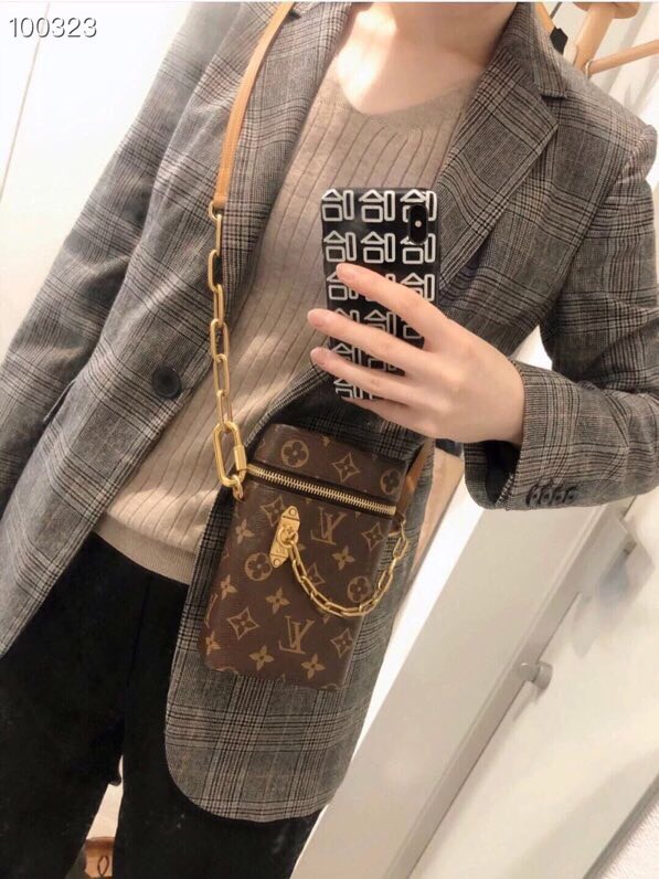 专注名牌外贸原单男包,以假乱真,媲美正品 专注名牌外贸原单男包,以假乱真,媲美正品