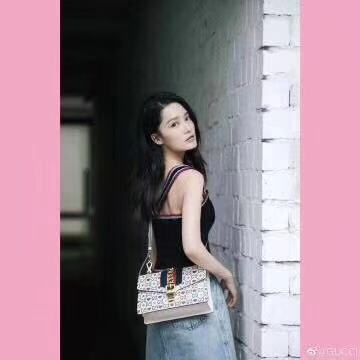 李沁同款GUCCI款的最爱星星sylvie包包,让你离不 李沁同款GUCCI款的最爱星星sylvie包包,让你离不