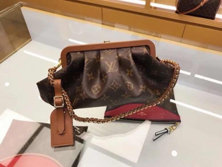 ️ZG����BOURSICOT EW�ƶ��