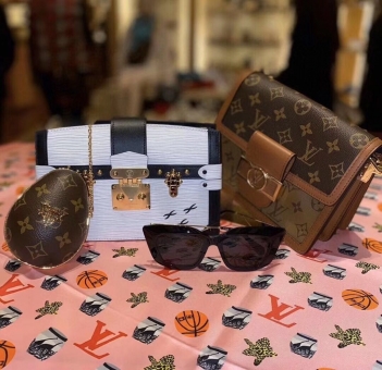 LV2020�����п��ɫѹ�� SOFT TRUNK �����Ӱ�