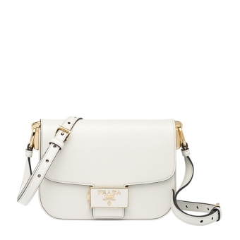 ������Ŀ����ͨ�ڰ�����LV��Chanel����ϲ��������һ