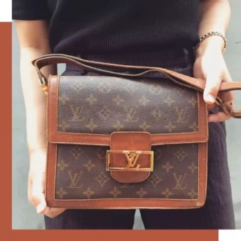 HOLDסƶ��������еڶ�ֻLV��ܽ���кţ�