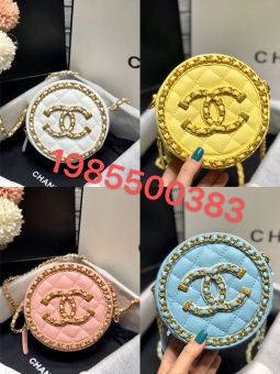 最新️色现货,圆饼包 小香小巧玲珑 可爱到 最新️色现货,圆饼包 小香小巧玲珑 可爱到