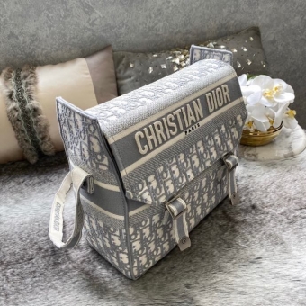 Dior/�ϰ���ɫ���ذ���Ǭ�Q�֜�����ɫ�����ּ�ֱ��Ҫ̫�B