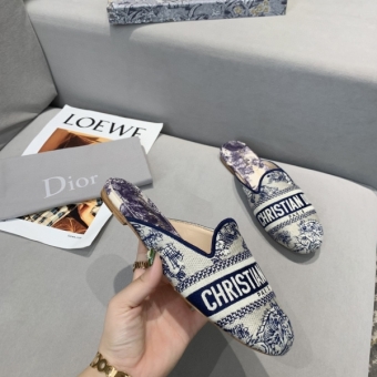高端奢侈品女鞋一手货源 工厂批发微信直销一件代发货源 高端奢侈品女鞋一手货源 工厂批发微信直销一件代发货源