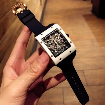 ������մ���ʿ�ֱ�Ů��ʱ�иߵ������ֱ�