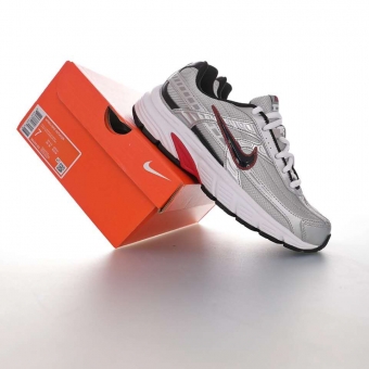 NIke initiator跑步鞋 NIke initiator跑步鞋