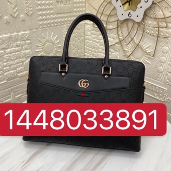 分享下阿玛尼公文包货源充足哪里买?,高品质的多少钱? 分享下阿玛尼公文包货源充足哪里买?,高品质的多少钱?