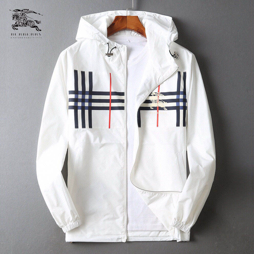 终于知道高档衣服在哪里买了,精品货一般多少钱? 终于知道高档衣服在哪里买了,精品货一般多少钱?