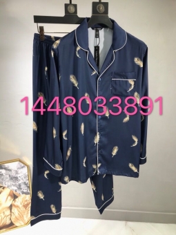 普及一下范哲思睡衣情侣款哪里买?大约需要多少钱? 普及一下范哲思睡衣情侣款哪里买?大约需要多少钱?