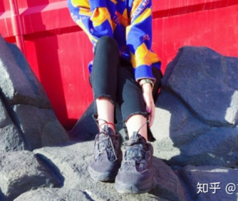 微信卖微商货源会不会坐牢,椰子系列依次为初代350 微信卖微商货源会不会坐牢,椰子系列依次为初代350