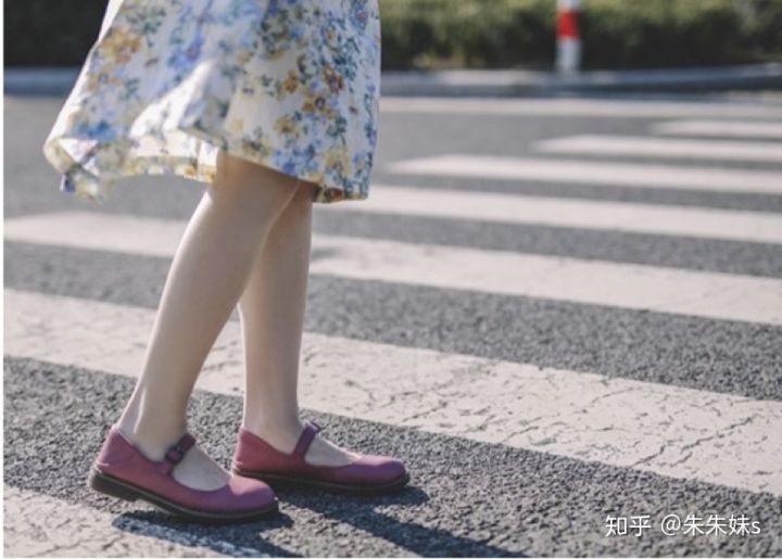 运动鞋莆田鞋批发价格,平底鞋一万年的懒人,简约、舒适的文艺女 运动鞋莆田鞋批发价格,平底鞋一万年的懒人,简约、舒适的文艺女