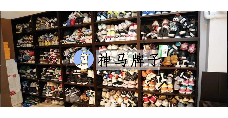 莆田李宁运动鞋在哪里,还手舞足蹈的展示这鞋的3M反光、联名l 莆田李宁运动鞋在哪里,还手舞足蹈的展示这鞋的3M反光、联名l