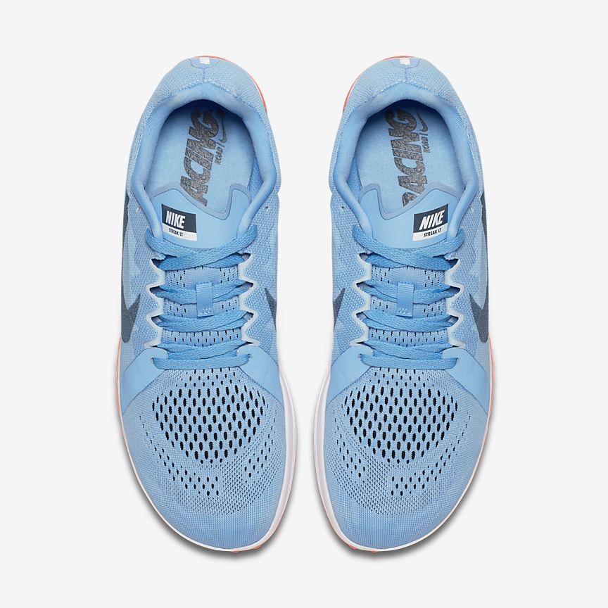 微商货源运动鞋货源,Nike将三代前掌做的更加宽松,向上翘起 微商货源运动鞋货源,Nike将三代前掌做的更加宽松,向上翘起