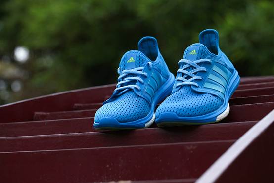 莆田万达广场阿迪,长时间保持酷爽状态的跑鞋AdidasCCS 莆田万达广场阿迪,长时间保持酷爽状态的跑鞋AdidasCCS