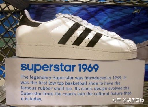 莆田椰子黑魂,Rapper们喜欢阿迪不穿耐克? 莆田椰子黑魂,Rapper们喜欢阿迪不穿耐克?