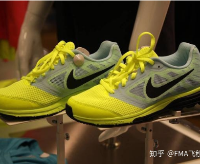 �Ƽ������������·���΢�̣�Sneaker����Ь������һ��Ҫ��