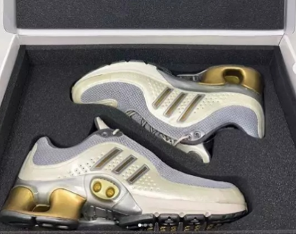 钉子鞋耐克莆田,“未来球鞋”NikeAirMAG 钉子鞋耐克莆田,“未来球鞋”NikeAirMAG