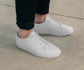 ����վ�һ��150������˶�ЬƷ��AxelArigato