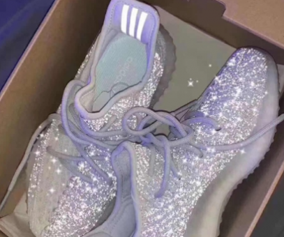 ��������Ϳ�Ь������ô�������ϴ�˹Ҭ��350AIRYEEZY