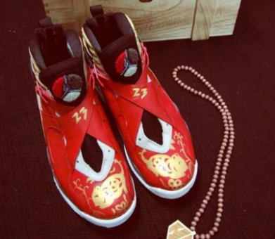 ����aj�������л��Ļ�Ϊ������Ƶ�Sneaker