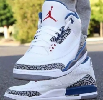 ����aj4�����������NikeAirMoreUptemp
