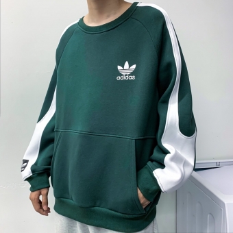 ���ճ��쳱�Ʒ�װ����һ������