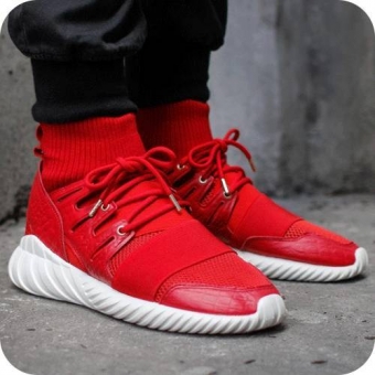 潮款运动鞋一手货源联系方式,运动品牌老大哥Nike更是首当其 潮款运动鞋一手货源联系方式,运动品牌老大哥Nike更是首当其