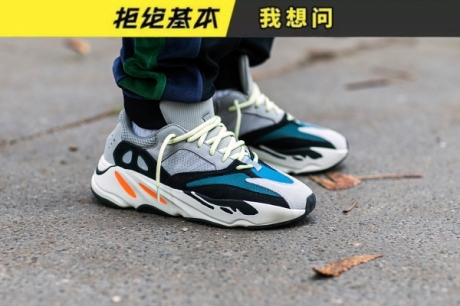 莆田阿迪一件代发鞋进货渠道,全球最火的小白鞋“Commo 莆田阿迪一件代发鞋进货渠道,全球最火的小白鞋“Commo