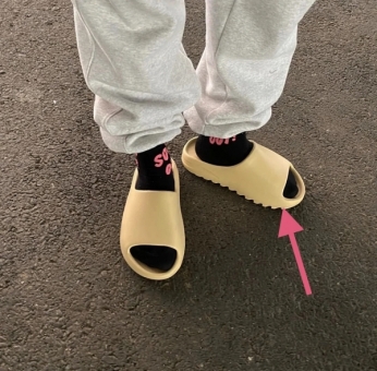 ר������İ����������ηֱ�AdidasYeezyslid