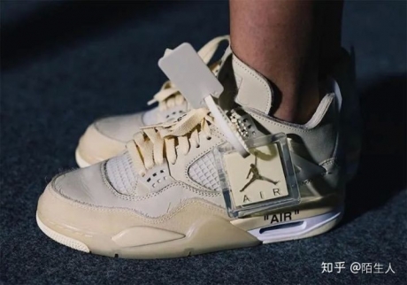 ������۸�����Ʒ�Ķ��٣�OW x �Ϳ�/AJ4����quot;