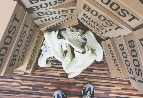 Ҭ��������ĺû��Ƕ�ݸ�Ļ��ã�yeezyBoost350V2