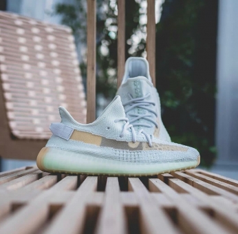 看看莆田的椰子鞋1,椰子yeezy boost 350v2 看看莆田的椰子鞋1,椰子yeezy boost 350v2