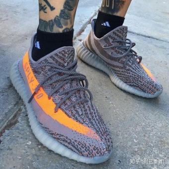 Ҭ��700�������ٶ࣬���Ҭ��350 V2 �ҳ�ɫ β��