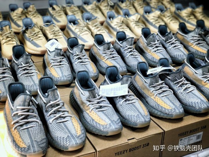 莆田鞋满天星yeezy椰子价格,夏天不入一双yeezy350 莆田鞋满天星yeezy椰子价格,夏天不入一双yeezy350