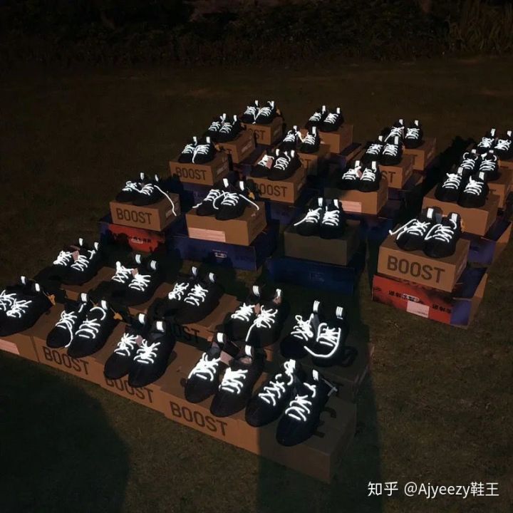 莆田的满天星不够亮,夏季最热门的yeezy350黑天使对 莆田的满天星不够亮,夏季最热门的yeezy350黑天使对
