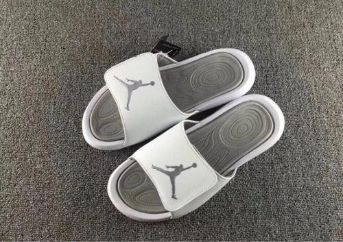 莆田aj拖鞋质量怎么样,如何用一双拖鞋挑战Yeezy? 莆田aj拖鞋质量怎么样,如何用一双拖鞋挑战Yeezy?