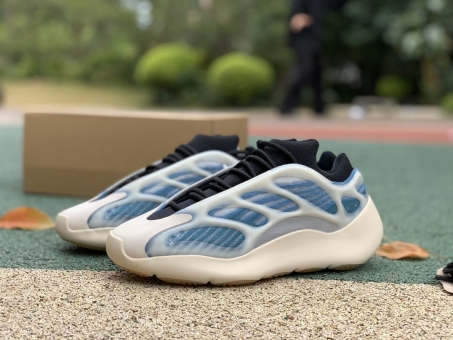 ����Ьyeezy700��adidas Yeezy 700 V