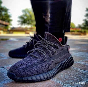 ������ٶ����yeezyֵ��YEEZY 350 V2 qu