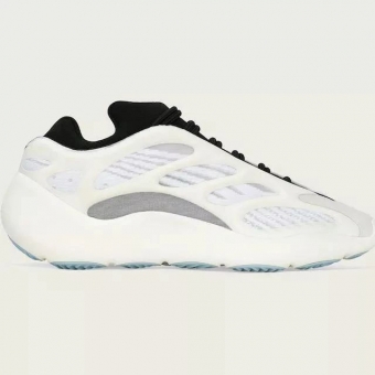 ���������������ϸ�ڶԱȣ�YEEZY 700 V3 ��������