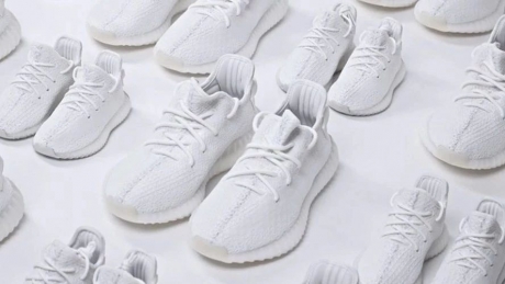 莆田鞋满天星黑色,YEEZY BOOST 350 V2“Cr 莆田鞋满天星黑色,YEEZY BOOST 350 V2“Cr