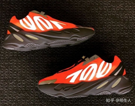 ����Ҭ���������������Yeezy 700��ɫ�޶��Ϻ�2���