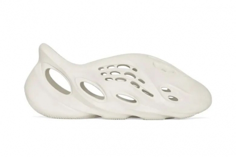 2019���������ǣ�YEEZY Foam Runner������